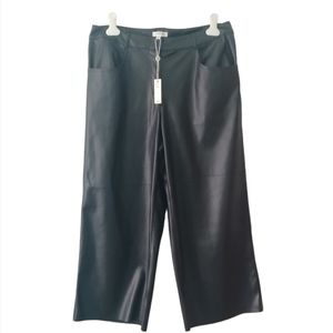 Max Studio Size 14